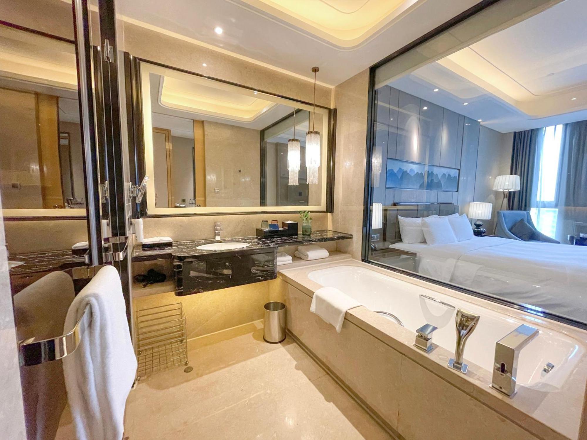 Wanda Realm Longyan Hotel Kültér fotó